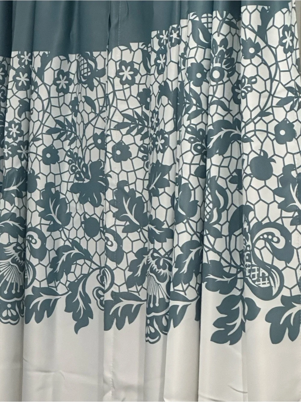 LUSH DÉCOR Estate Garden Print Curtains Light Filtering Window Panel Set for Liv